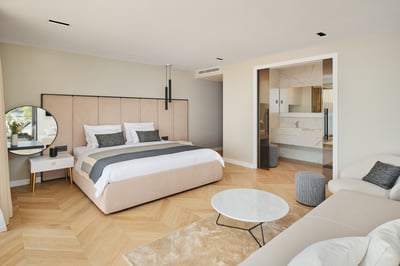 Luxury Villa Photo #42