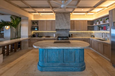 Luxury Villa Photo #22