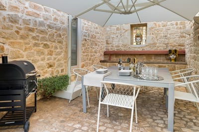 Luxury Villa Photo #14