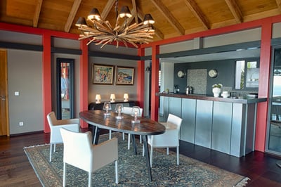 Luxury Villa Photo #11
