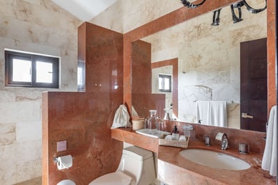 Luxury Villa Photo #52