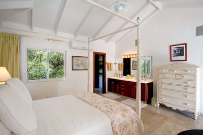 Luxury Villa Photo #21
