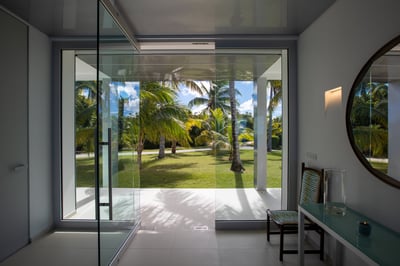 Luxury Villa Photo #23