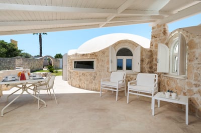 Luxury Villa Photo #22