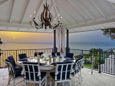 Luxury Villa Photo #13