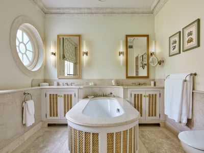 Luxury Villa Photo #31