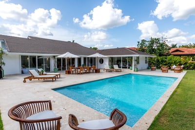 Luxury Villa Photo #2