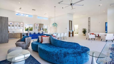 Luxury Villa Photo #19