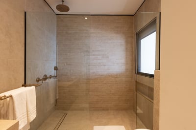 Luxury Villa Photo #41