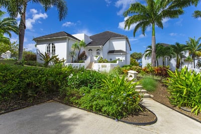 Luxury Villa Photo #26