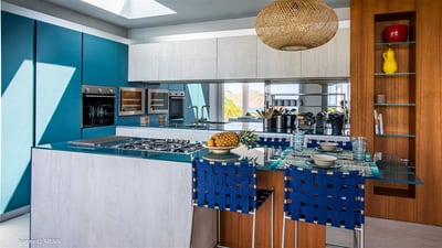 Luxury Villa Photo #12