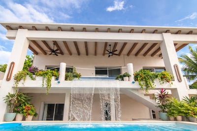 Luxury Villa Photo #49