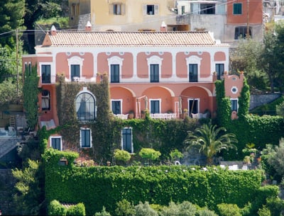 Luxury Villa Photo #2