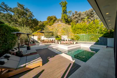 Luxury Villa Photo #2