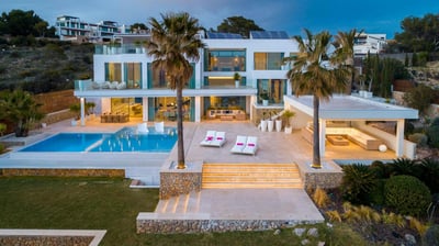 Luxury Villa Photo #5