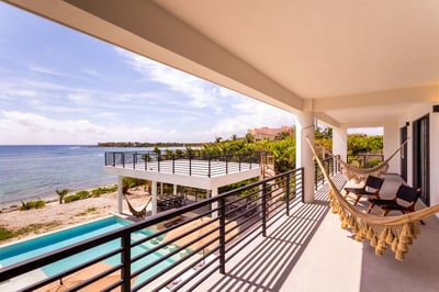 Luxury Villa Photo #26