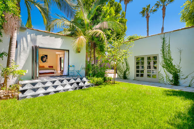 Luxury Villa Photo #7