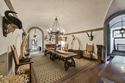 Luxury Villa Photo #17