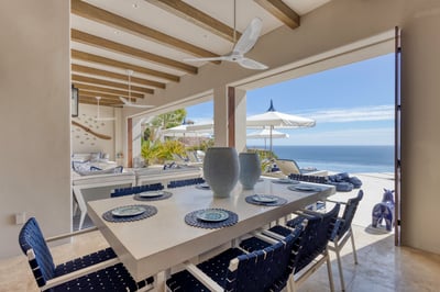 Luxury Villa Photo #58