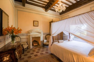 Luxury Villa Photo #30