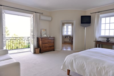 Luxury Villa Photo #37