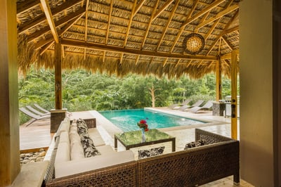 Luxury Villa Photo #3