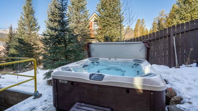 Hot Tub_Raven's Call