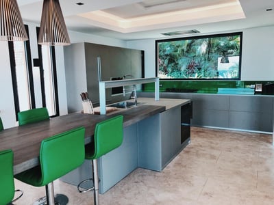 Luxury Villa Photo #16