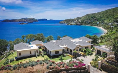 Luxury Villa Photo #6