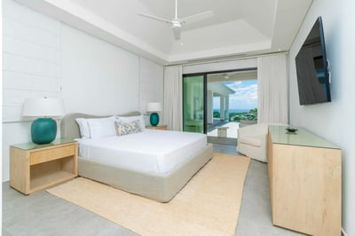 Luxury Villa Photo #19