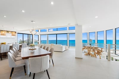 Luxury Villa Photo #28