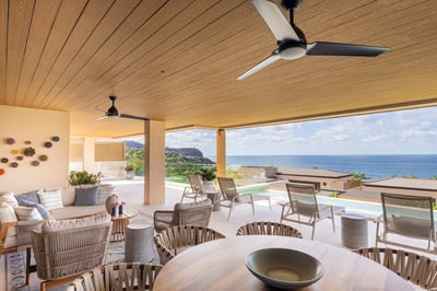 Luxury Villa Photo #4