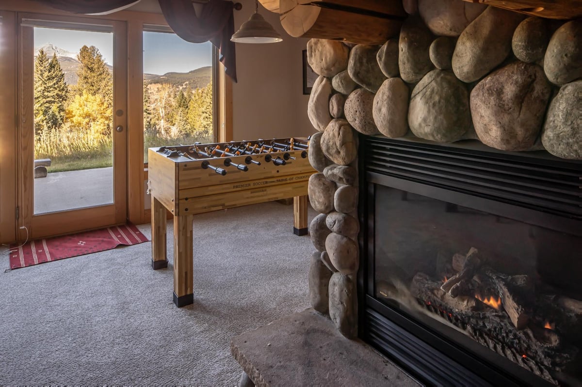 Huckleberry Hideaway