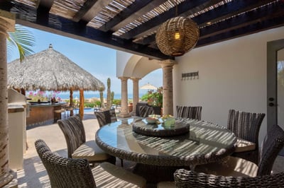 Luxury Villa Photo #10