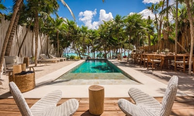 Luxury Villa Photo #3