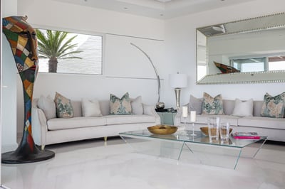 Luxury Villa Photo #16