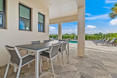 Luxury Villa Photo #12