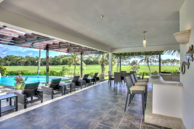 Luxury Villa Photo #9