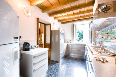 Luxury Villa Photo #17