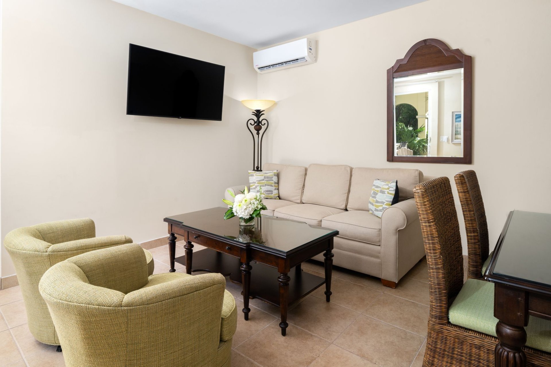 1 BDM Bungalow at Windsong Resort - 3