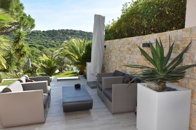 Luxury Villa Photo #17