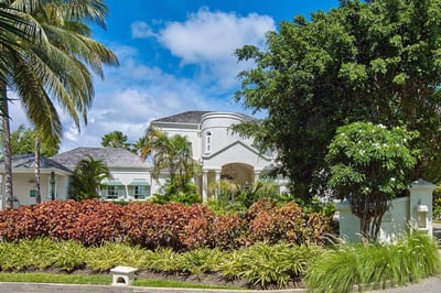 Luxury Villa Photo #4