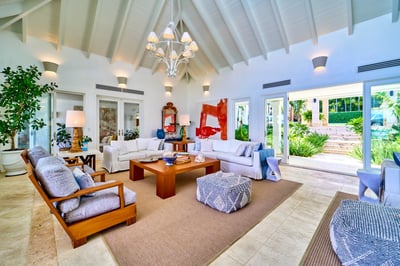 Luxury Villa Photo #14