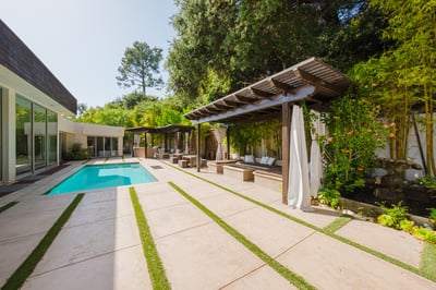 Luxury Villa Photo #8