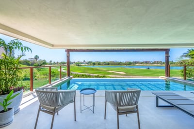 Luxury Villa Photo #3
