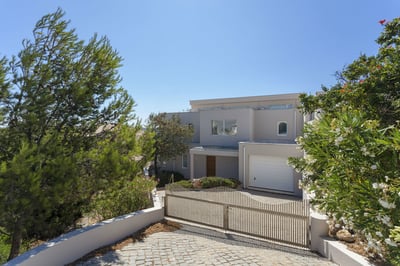 Luxury Villa Photo #2