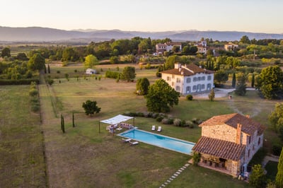 Luxury Villa Photo #2
