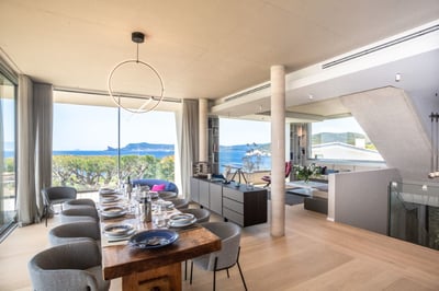 Luxury Villa Photo #20
