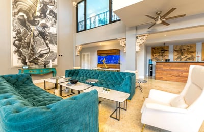 Luxury Villa Photo #17