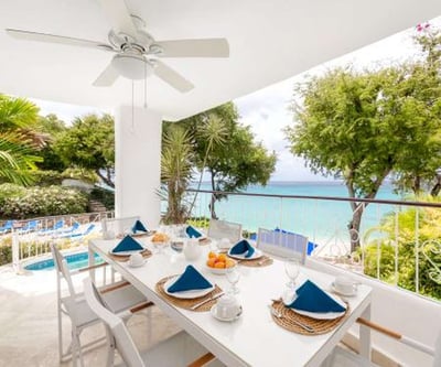 Luxury Villa Photo #4